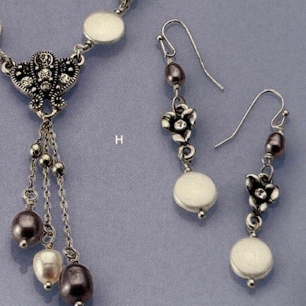 Lia Sophia "MID-SUMMER NIGHT" Earrings - Picture 6 of 8